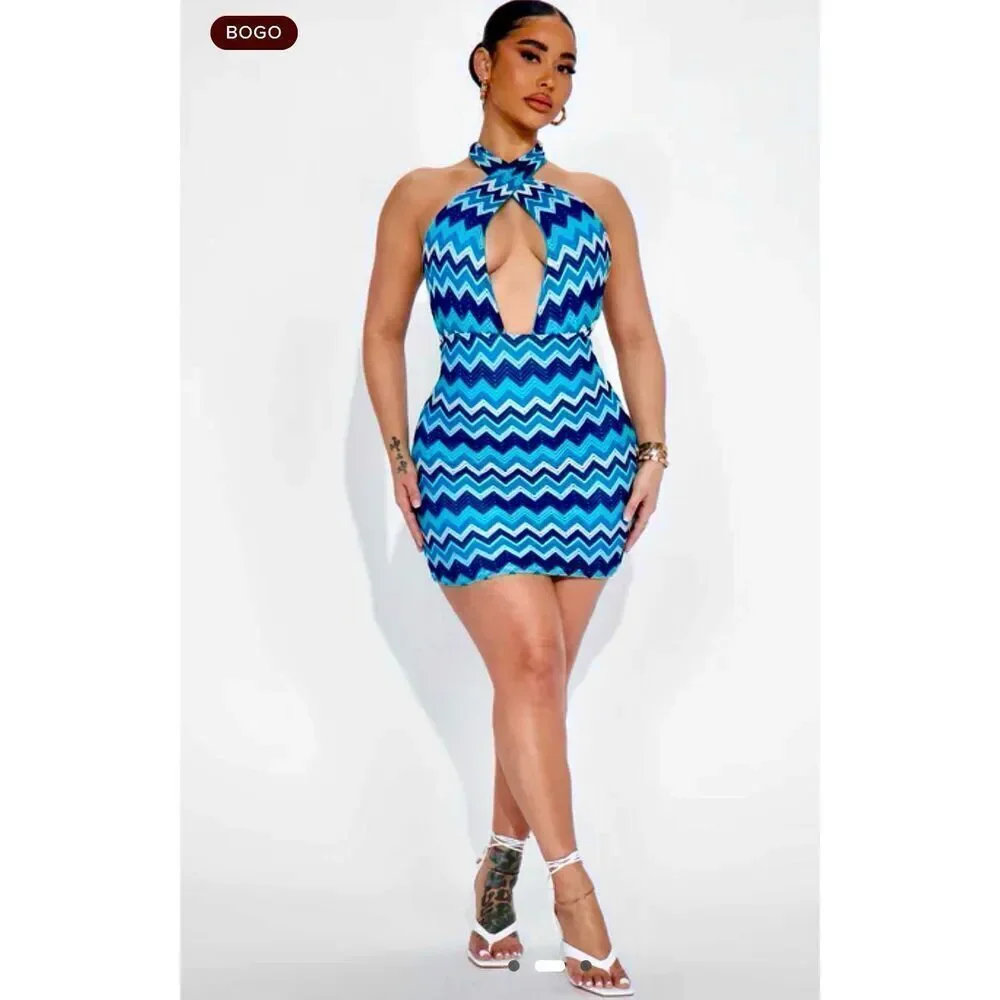NWT Almost famous Sz L Teal White Chevron Backless Cleavage Sexy Fun mini dress
